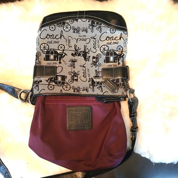 COACH - 2009 Crossbody Canvas and Leather - Picture 4 of 16